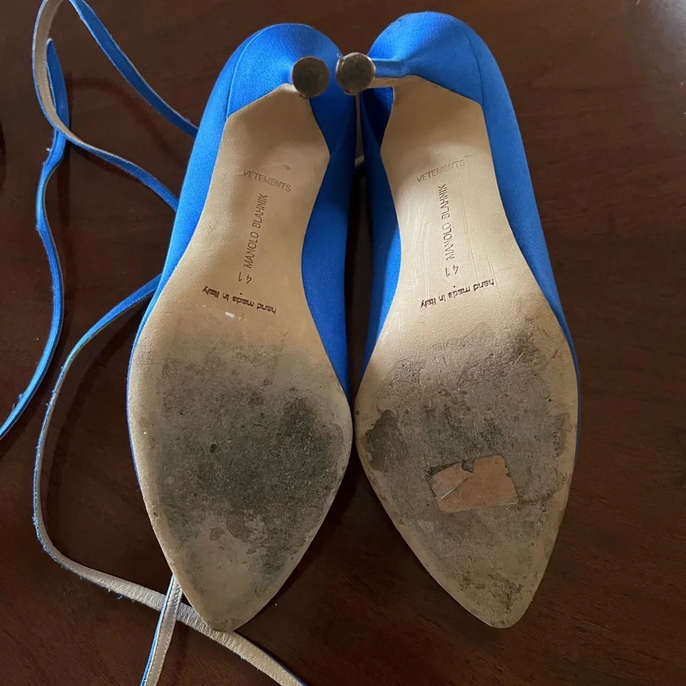 Manolo Blahnik ankle ribbon heels. Size 41 - Picture 3 of 6